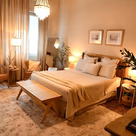 Villa House And Garden B&B-3